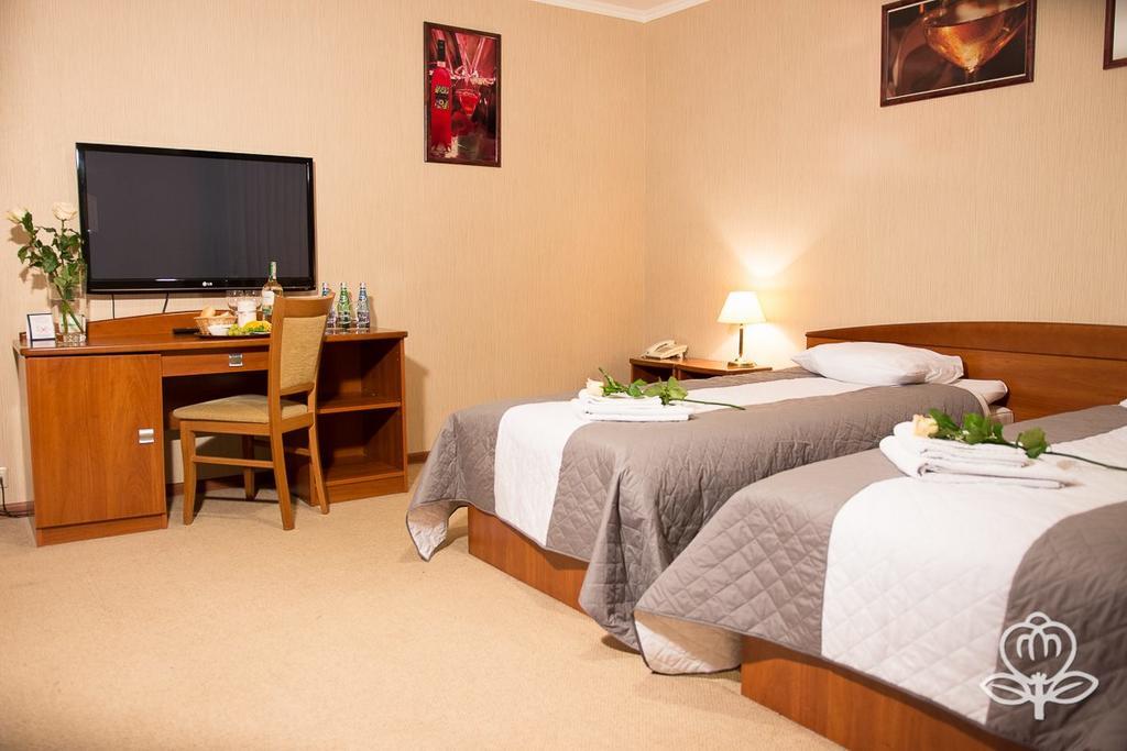 L'Ascada Hotel Śrem Kültér fotó