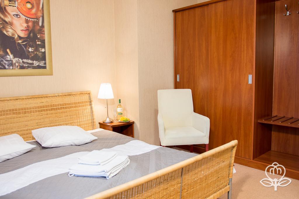 L'Ascada Hotel Śrem Kültér fotó