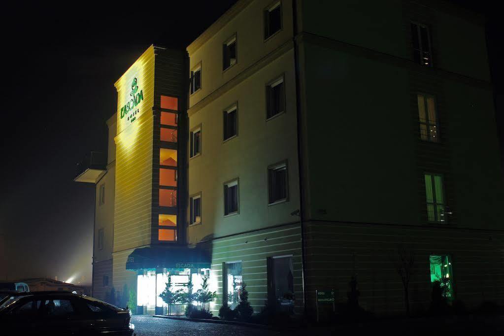 L'Ascada Hotel Śrem Kültér fotó